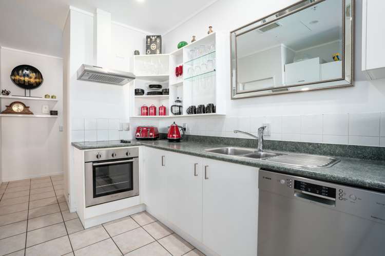 3f/6 Queen Street Palmerston North Central_7