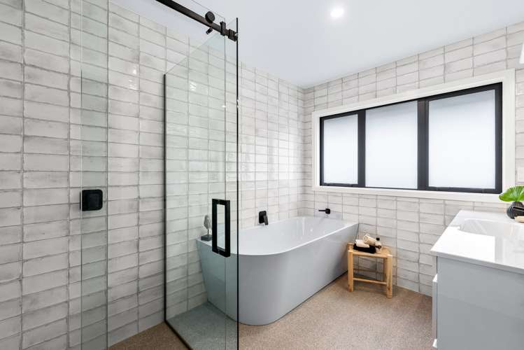 99 The Drive Paraparaumu Beach_16