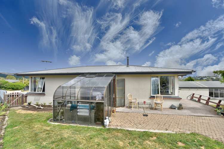 12 Charles Street Gore Surrounds_1