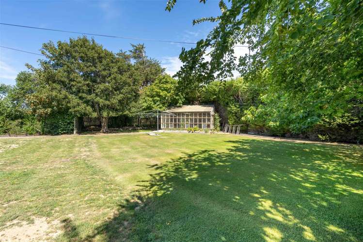 17 Marama Avenue South Otatara_21