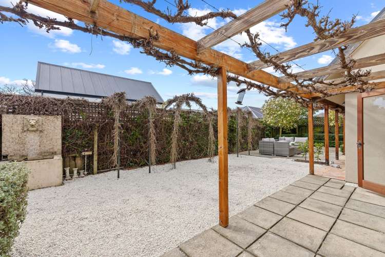 2/151 Idris Road Strowan_17