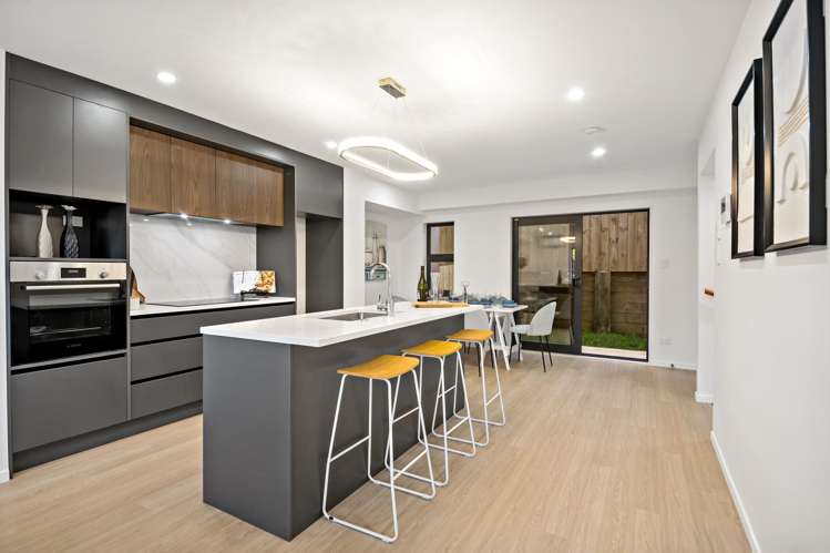 1d Stephen Lysnar Place Hillsborough_9