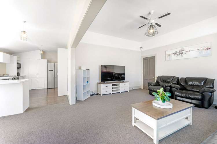 62 Northcote Road Redwood_3