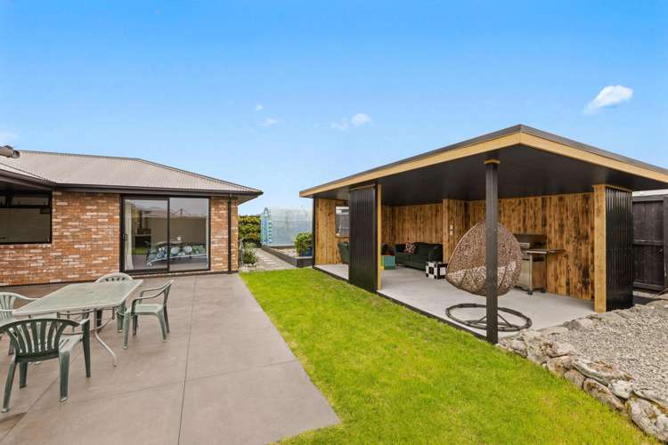 180 Faringdon Boulevard Rolleston_10