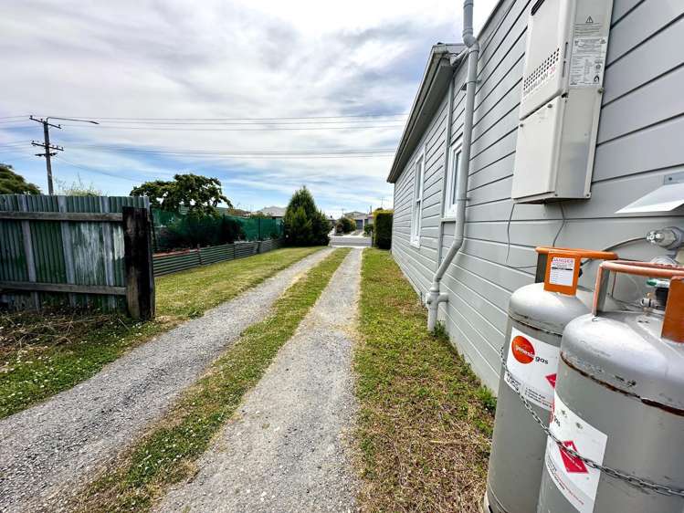 56 James Street Balclutha_24