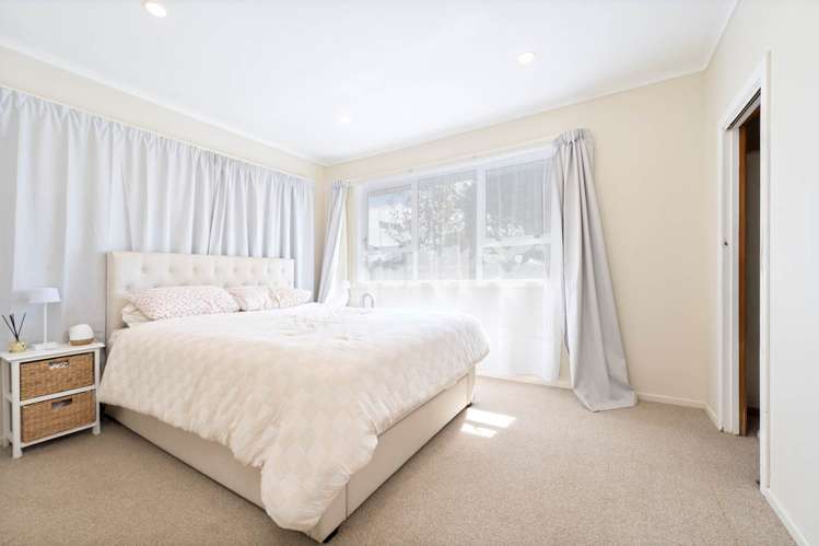 56 Botany Road Botany Downs_8