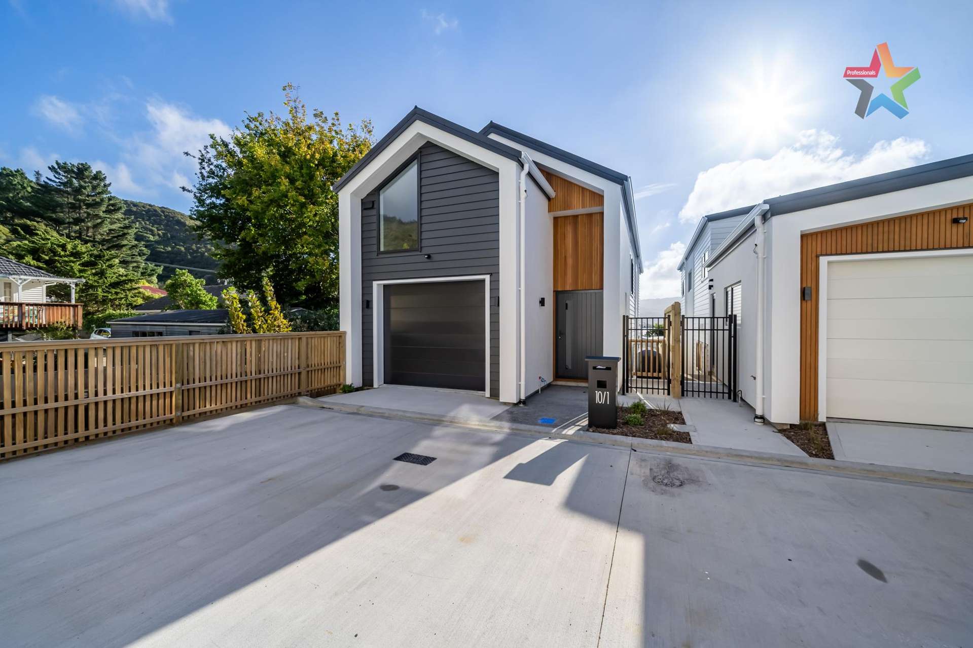 11/1 Helvetia Grove Naenae_0