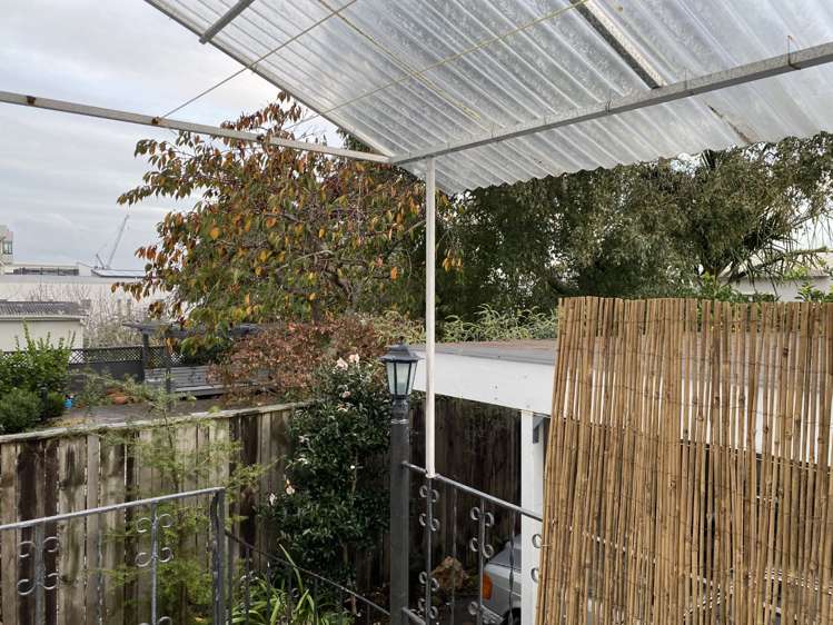 2/73b Carlton Gore Road Newmarket_16