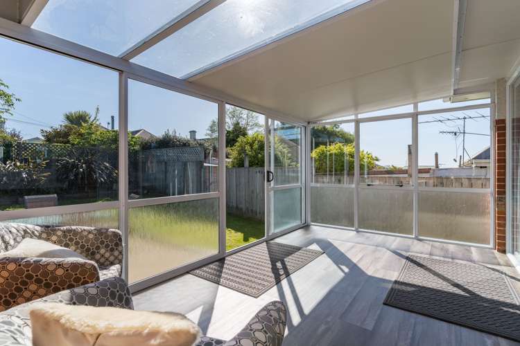 18 Bernard Street Kenmure_16