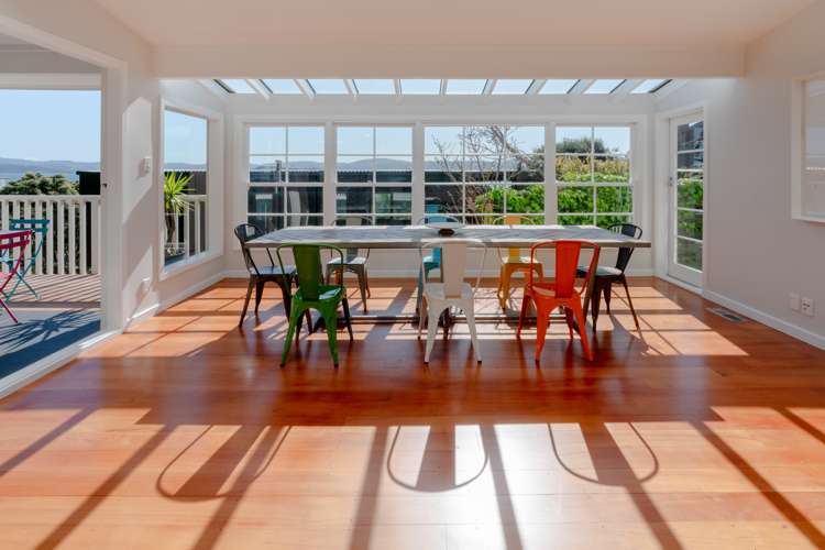 15 Taumaru Avenue Lowry Bay_12