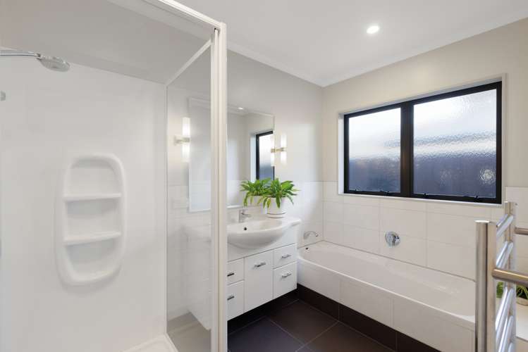 14 Merlot Drive Pyes Pa_16