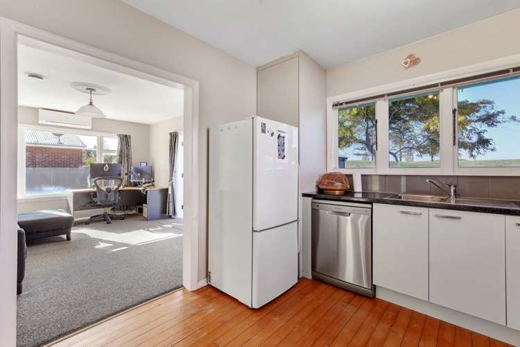 72 Joy Street Shirley_4