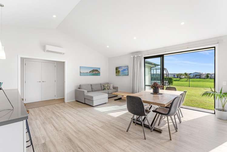 35 Harding Drive Papamoa Beach_5