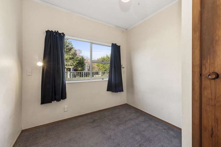 111 Albert Street Hamilton East_13