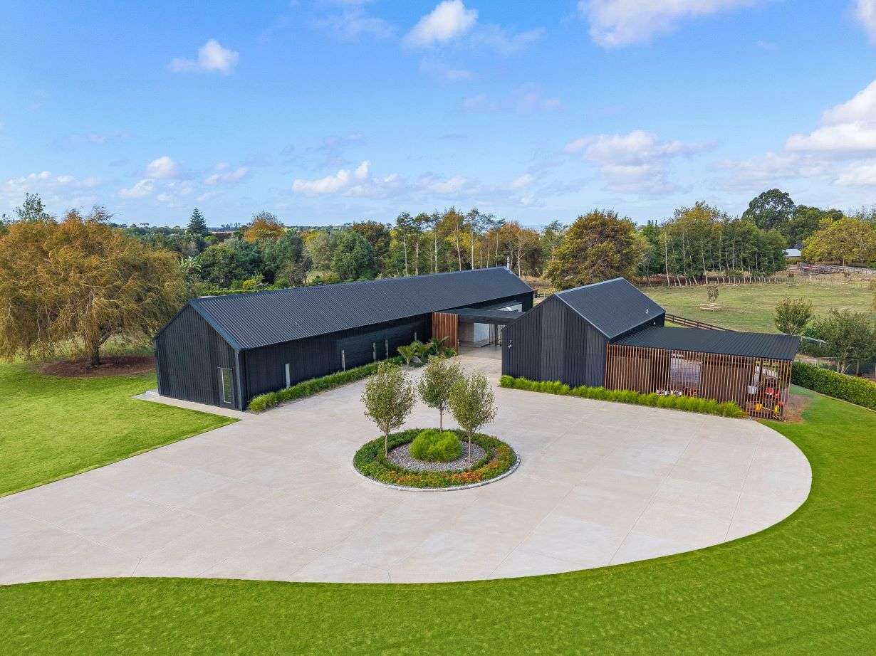 242 Seagrove Road in Waiau Pa, Franklin