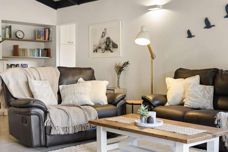 1115 State Highway 16 Waimauku_15