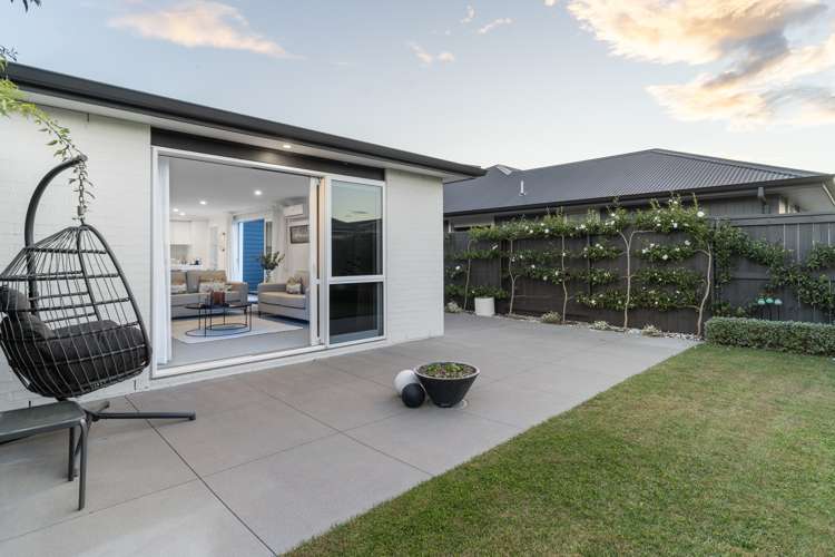 32 Awatira Drive Papamoa_17