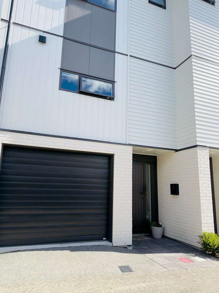6/1 Myrtle Street Hutt Central_1