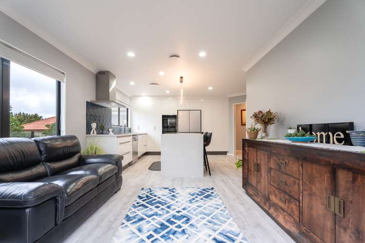 13 Claverton Grove Churton Park_15