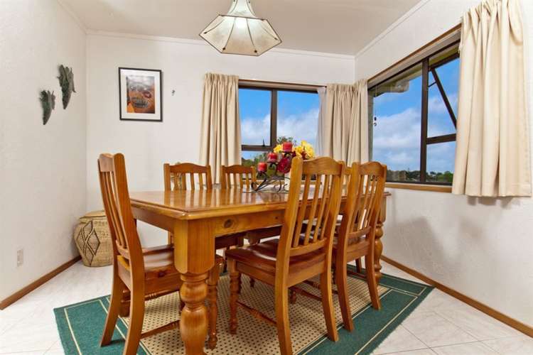 21 Puketitiro Street Glen Eden_9