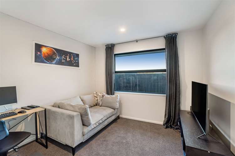 12 Owen Drive Darfield_13