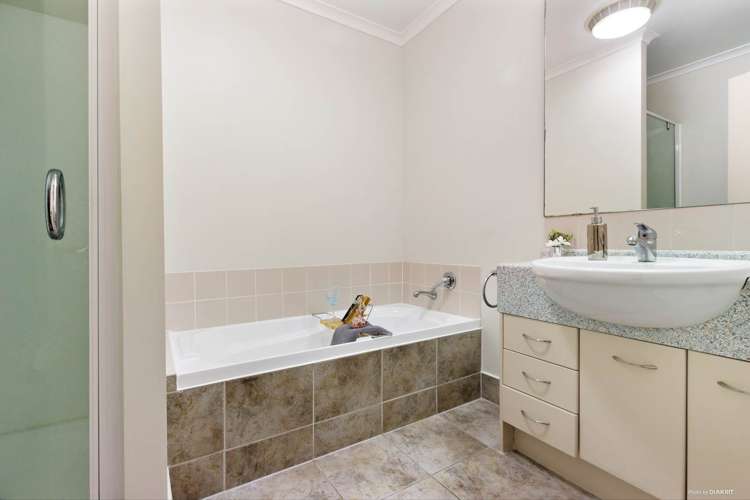 26 Terracotta Drive Blockhouse Bay_8