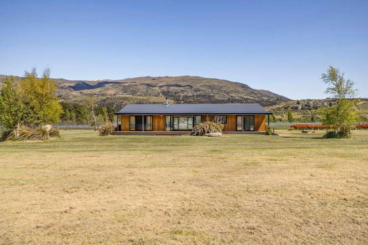 90 Willowbank Road Queensberry_13