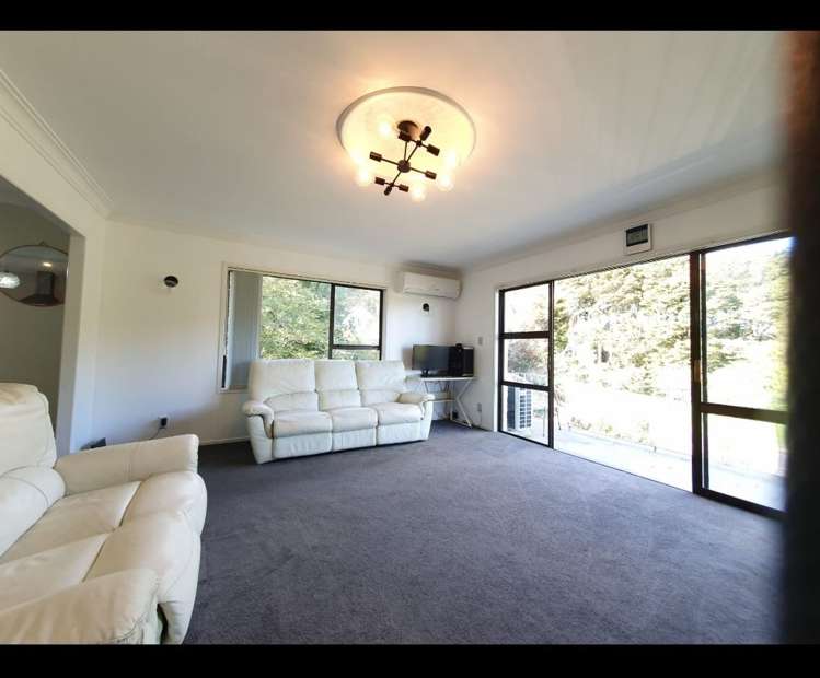 24 Eugenia Rise Totara Heights_8