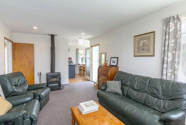 24 Daniell Street Featherston_3