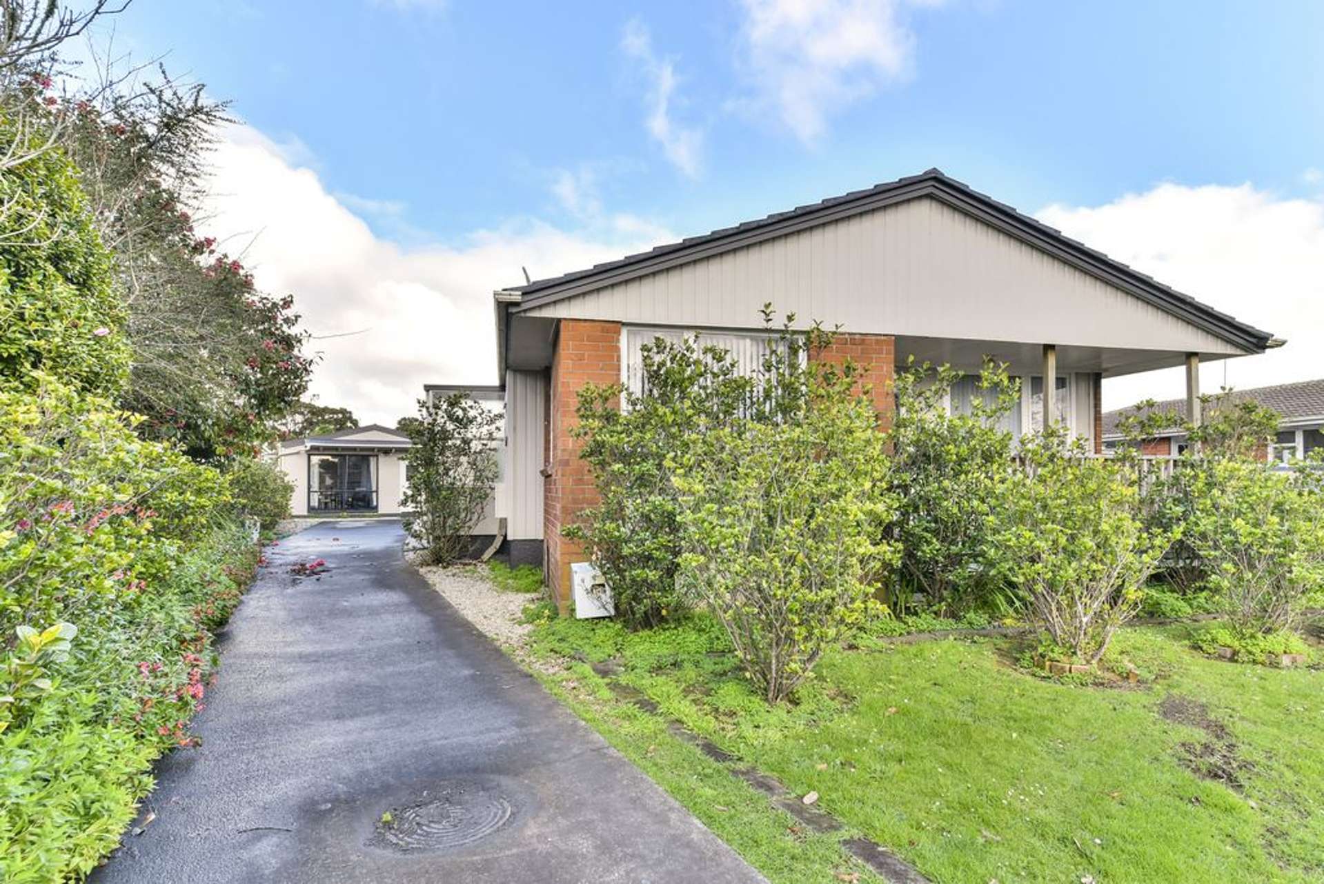 82 Yates Road Mangere East_0