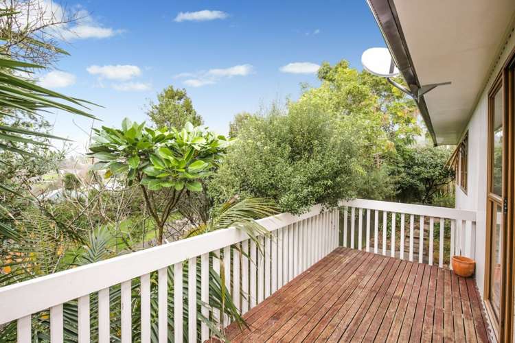 29 Puketitiro Street Glen Eden_5