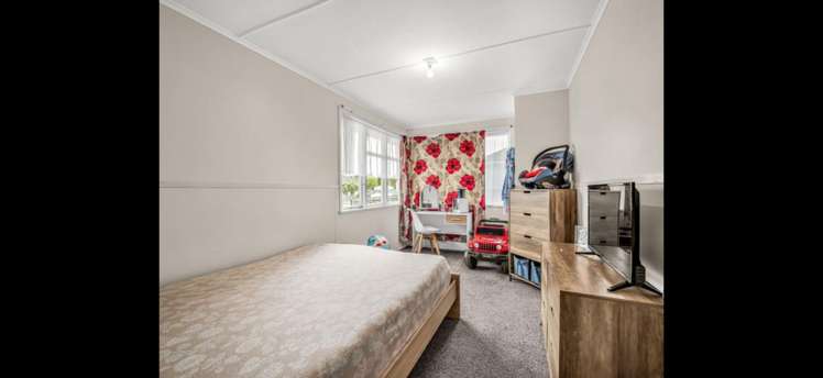 10 Hartgill Crescent (On the market) 1192_3