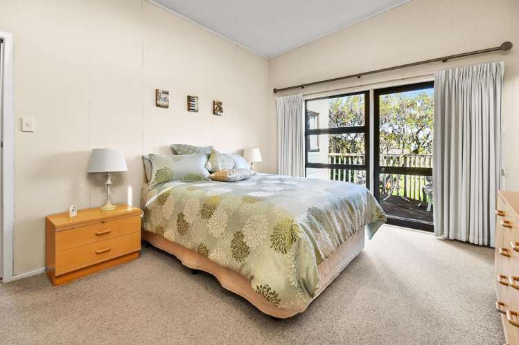 74 Woodhouse Road Patumahoe_19