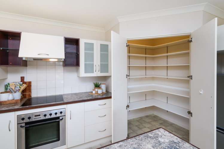 17 Brookside Close Highbury_13