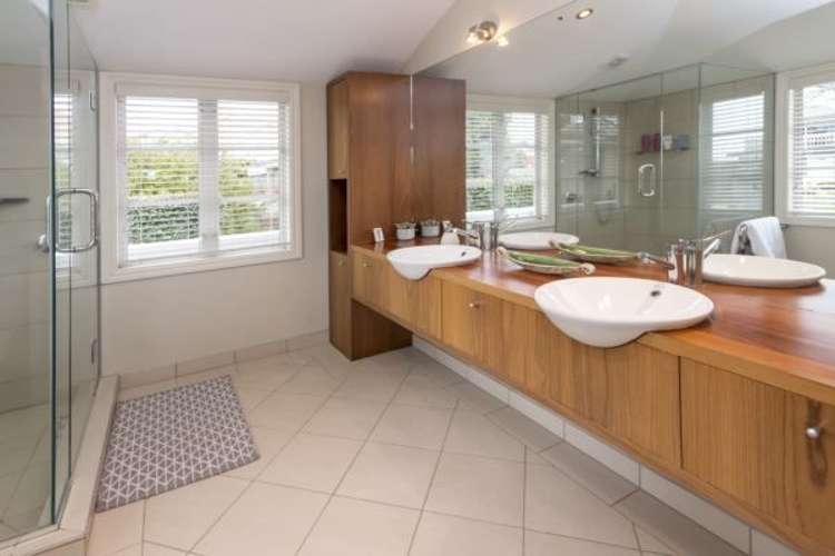 26 Oliver Twist Avenue Mellons Bay_6