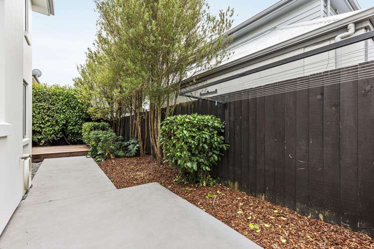 562D Madras Street St Albans_14