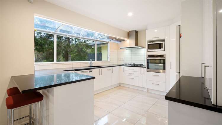 75 Chartwell Street Burwood_8