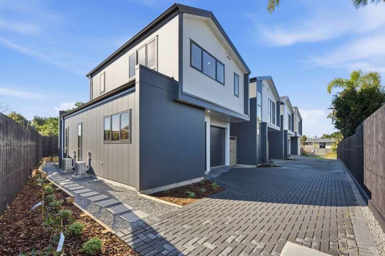 32A,B,C,D Tyrian Close Half Moon Bay_26