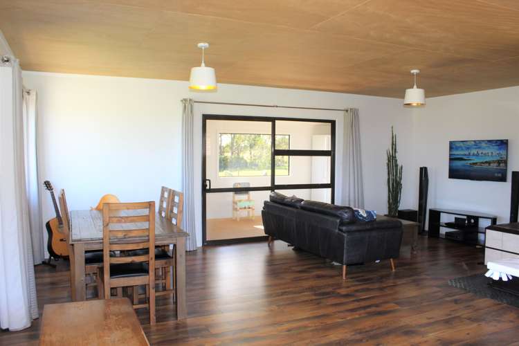 81 Pairatahi Road Kaingaroa_21