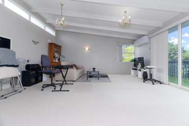 218 Hillsborough Road_1