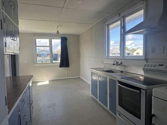 53 Jollie Street Hokitika_1