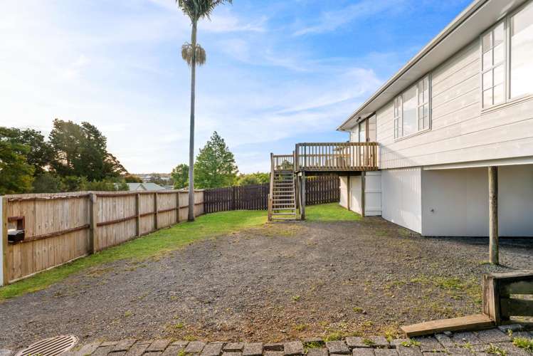 10 Hueglow Rise West Harbour_16