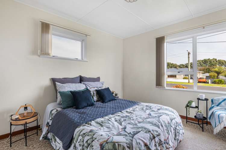 20 King Street Waitara_13