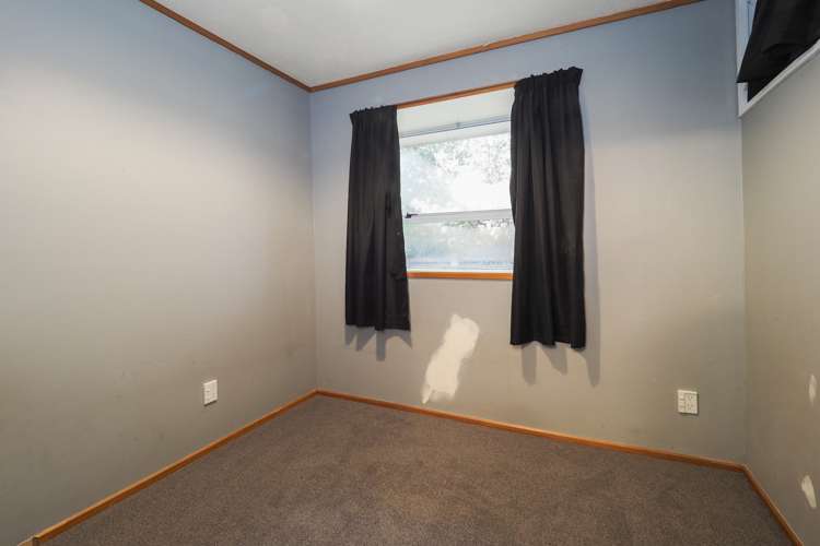 33 Reid Crescent Allenton_12