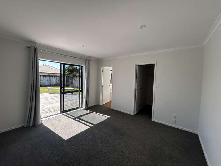 49 Edenpark Drive Rototuna_12