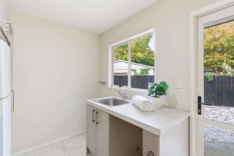 14 Harlech Mews Avonhead_16