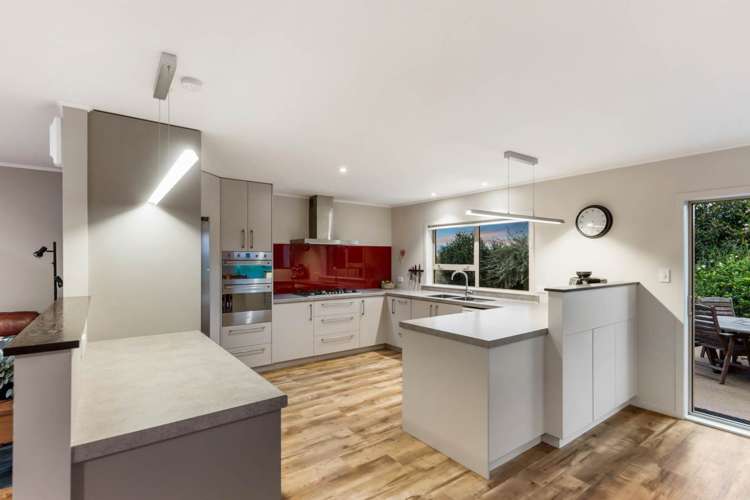 467 Aka Aka Road Aka Aka_17