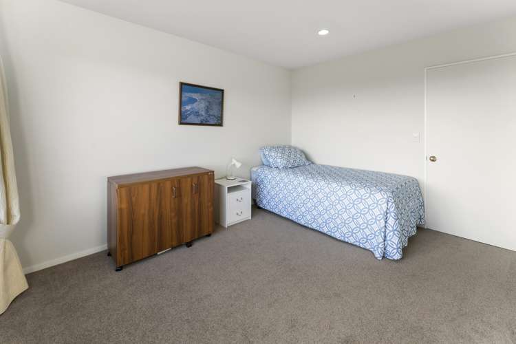 44 Olympus Way Richmond_11