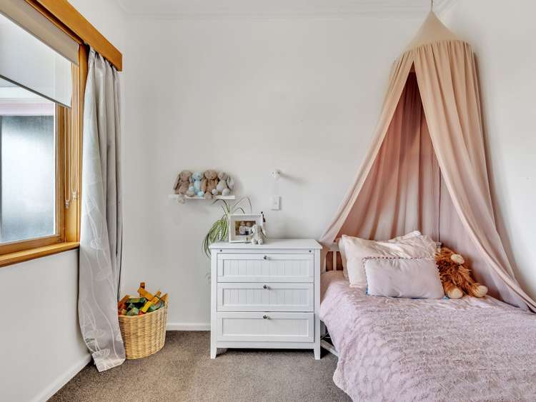 911 Rangiora Street Mahora_13