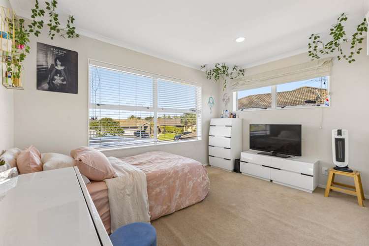 39 Stranraer Crescent Wattle Downs_15